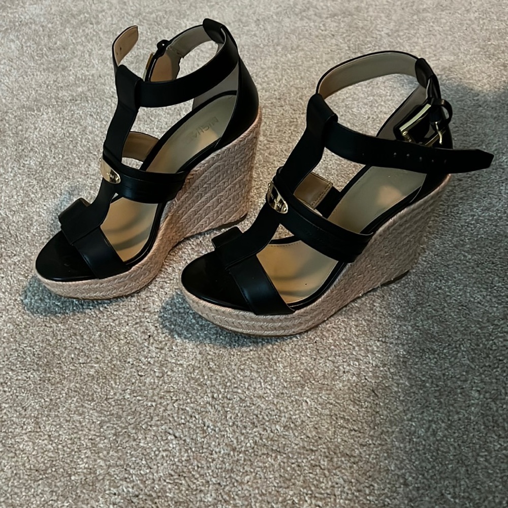 Michael Kors size 6